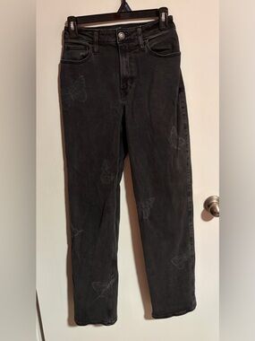 Hollister Ultra High Rise Dad Jean Black Butterfly Print Denim Jeans size 0R-W25